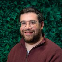 Avner Brodie is an HCPC qualified audiologist at Amplify Hearing