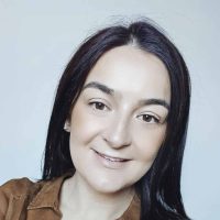 Katie Wright is an HCPC qualified audiologist at Amplify Hearing