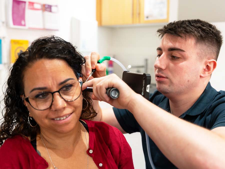 Get help and advice if you're having difficulty hearing from a local HCPC registered Audiologist at Amplify Hearing